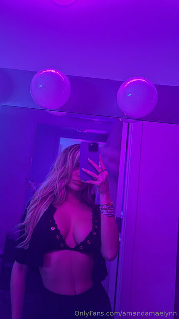 Amanda Mae Lynn