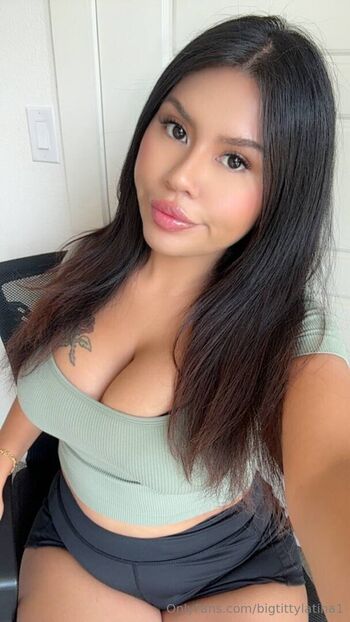 bigtittylatina1