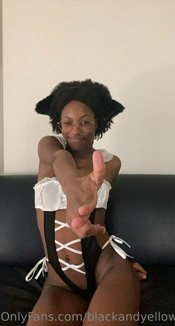 blackandyellownsfw