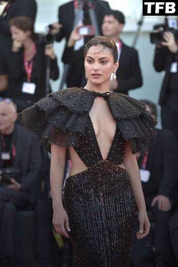 Camila Mendes