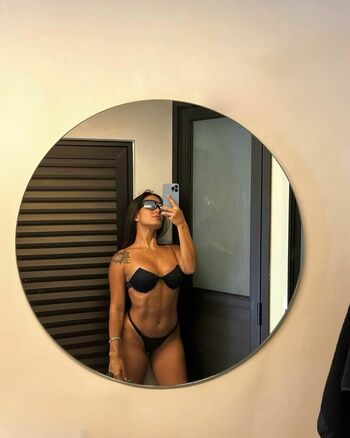 Carol Peixinho