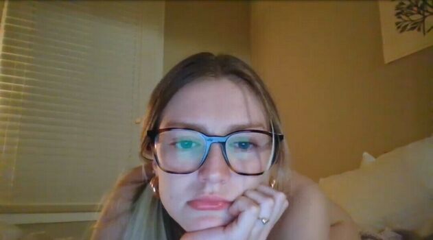 Ellenglow69