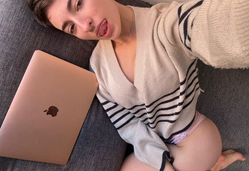 Empoweredd_Angelll