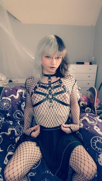 Faye Hizuki