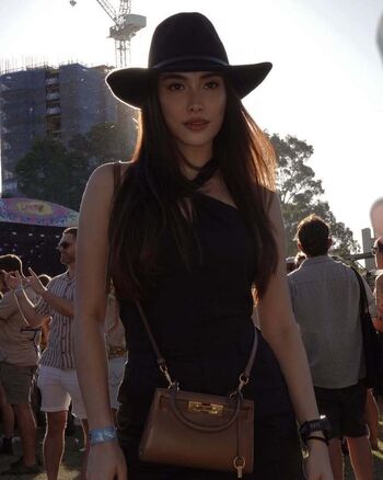 Frederika Alexis Cull