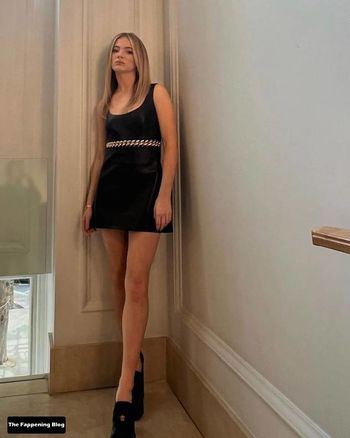 Freya Allan