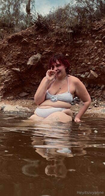 heyitsivyanne