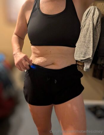 hotwifesidney