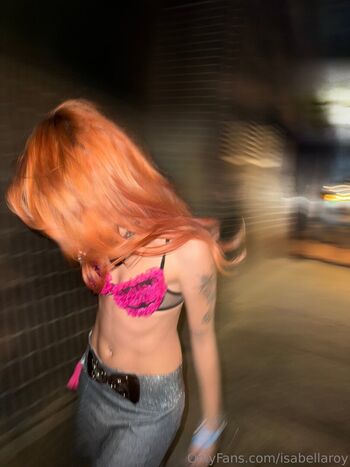 isabellaroy