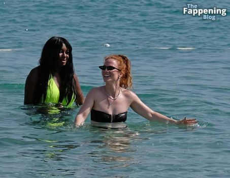 Jess Glynne