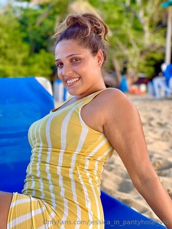 jessica_in_pantyhose_vid
