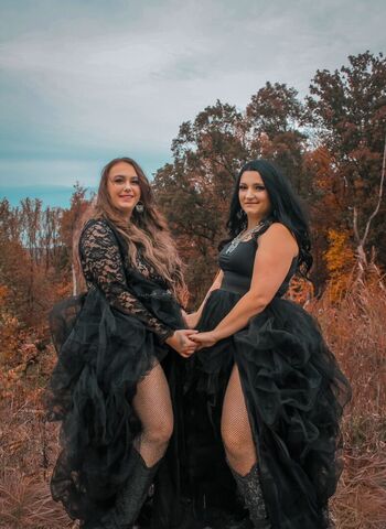 Julie1030 / Mariebaby1622