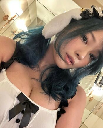Kang Hee Yoon