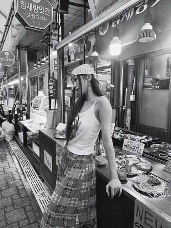 Kazuha Nakamura 中村 一葉