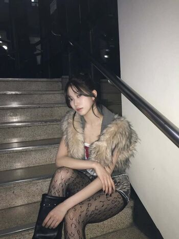 Kazuha Nakamura 中村 一葉