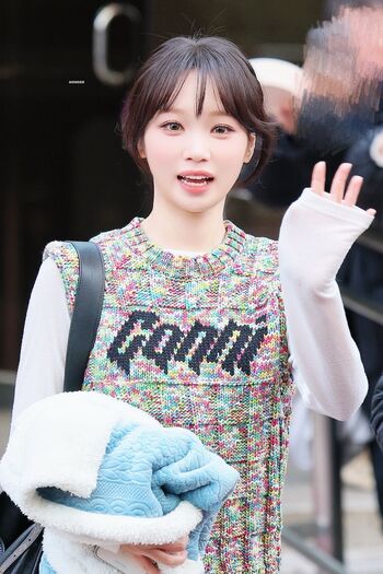 Kim Chaewon 김채원 [Le Sserafim]