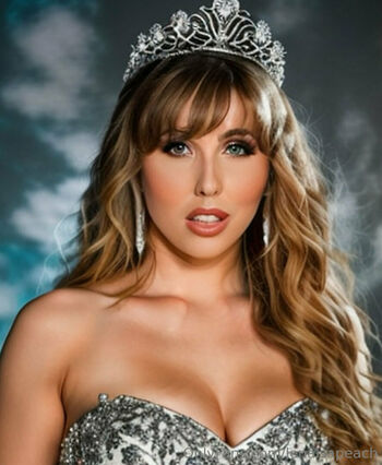 lenaisapeach
