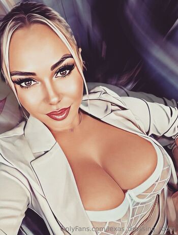 lexas_dressing_room