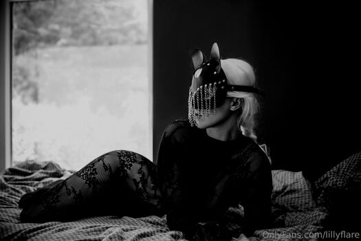 lillyflare