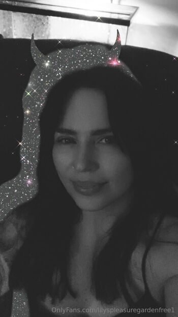 lilyspleasuregardenfree1