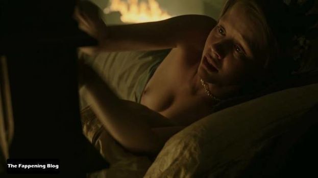 Mia Goth