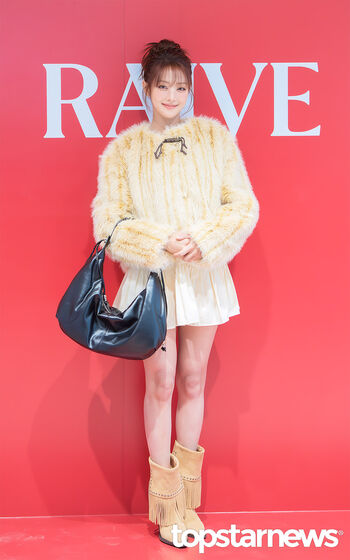 Minnie (Nicha Yontararak - I-dle