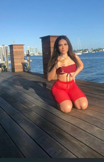 playgirlcarli18
