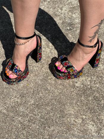 prettyyheelz