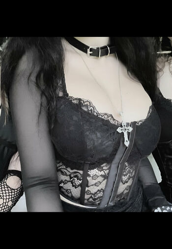 rosegirl242
