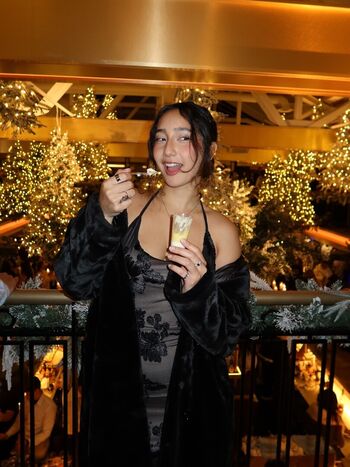 Sabrina Pezeshkian | sabadabadoodle | sabababaroo