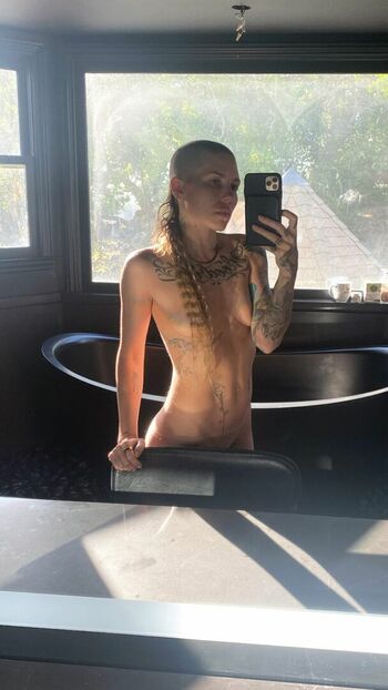Skylar Grey