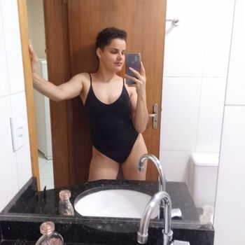 Tamara Dos Santos