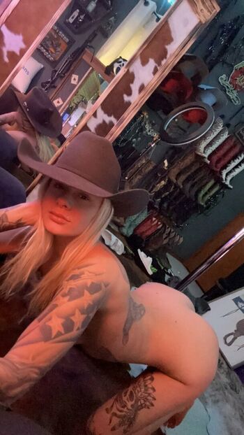 Tatted_lady