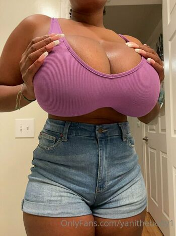 Yanithebbody1