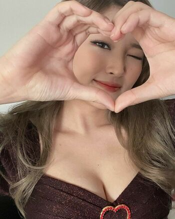YoonHyoonAikuros