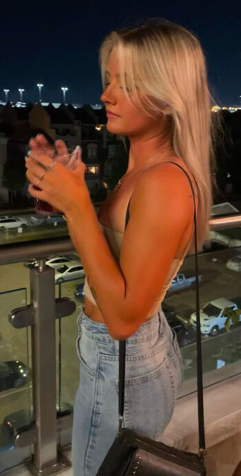 Zoee Makaela